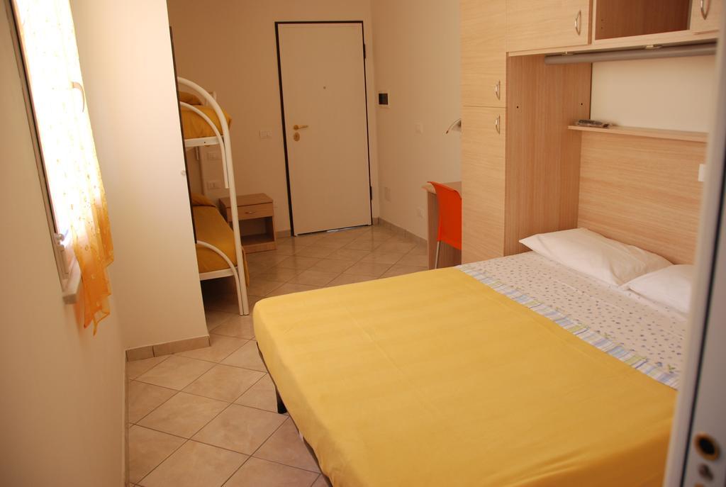 סן בנדטו דל טרנטו Hotel La Playa מראה חיצוני תמונה