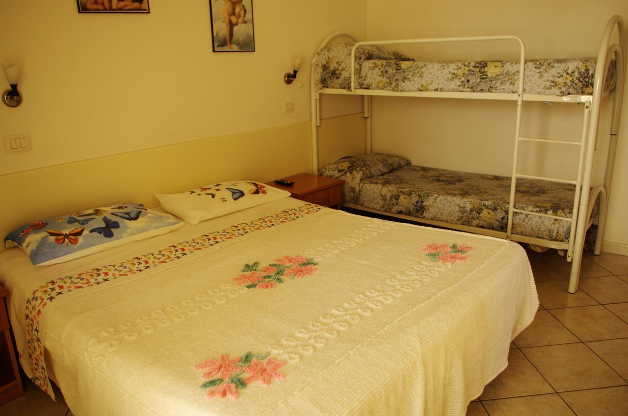 סן בנדטו דל טרנטו Hotel La Playa מראה חיצוני תמונה