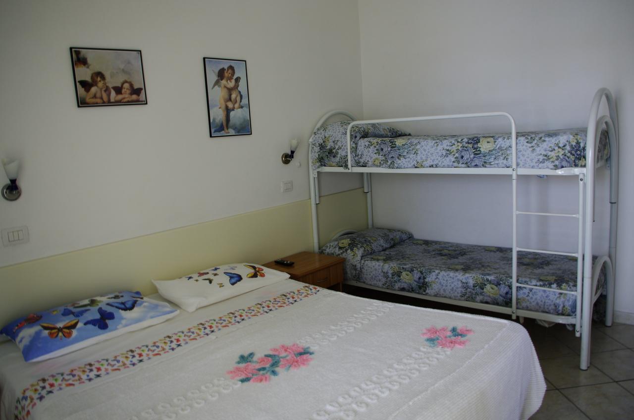 סן בנדטו דל טרנטו Hotel La Playa מראה חיצוני תמונה